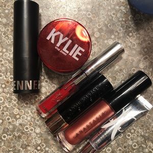 Makeup bundle